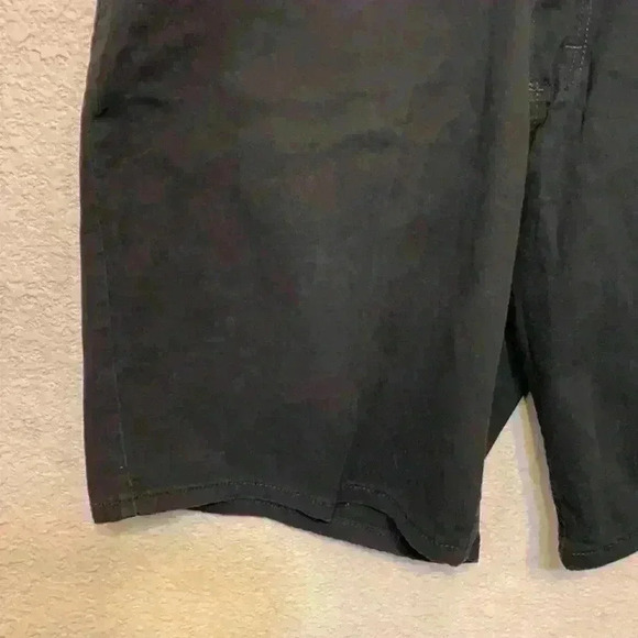 Wrangler black relaxed fit mens shorts sz 36 western blue collar casual work - Picture 3 of 10